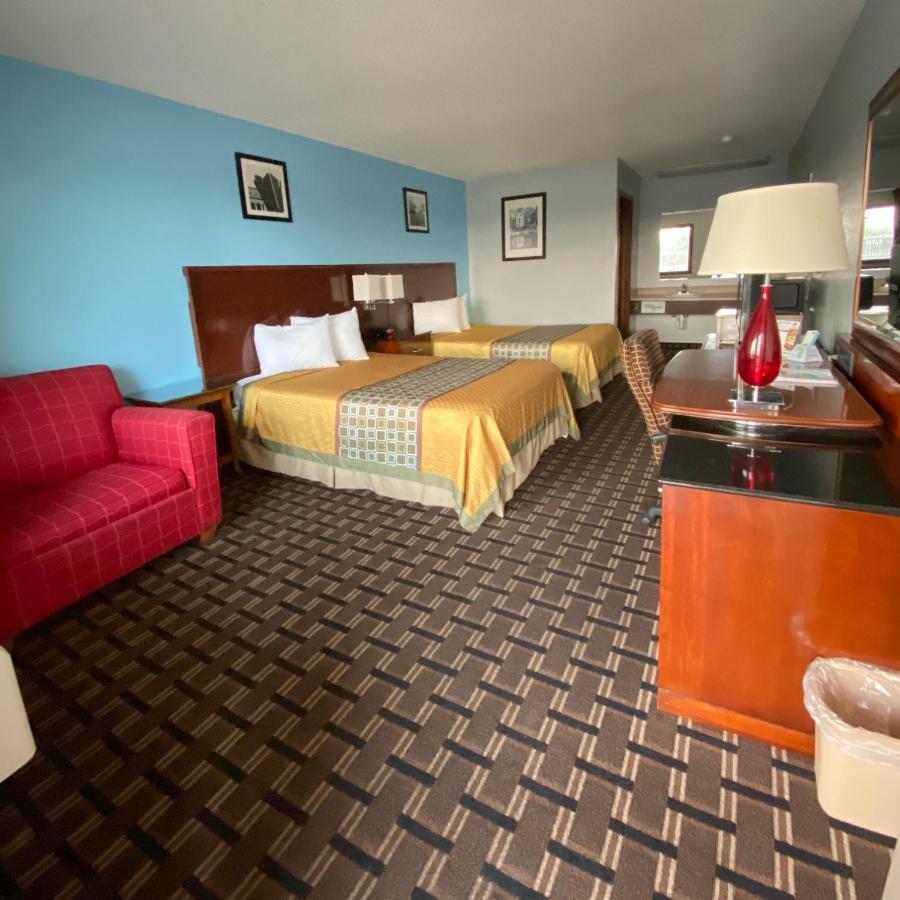 Lakes Inn Warsaw Екстериор снимка